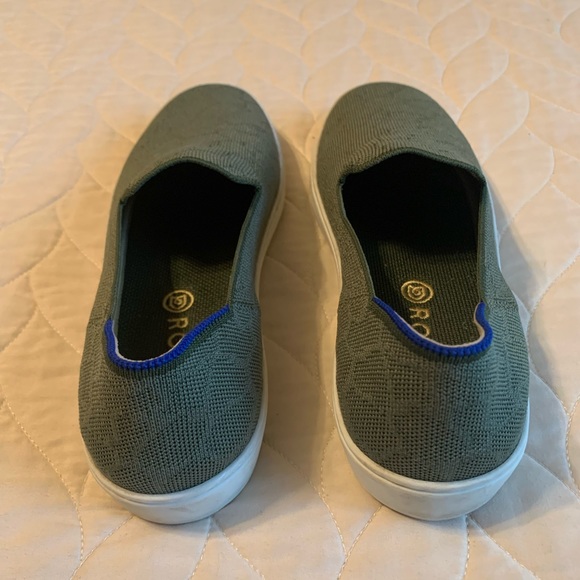 ROTHYS HTF RETIRED SAFARI OLIVE GREEN SLIP ON SNEAKERS SIZE 10.5 💚💚💚 - Picture 3 of 6